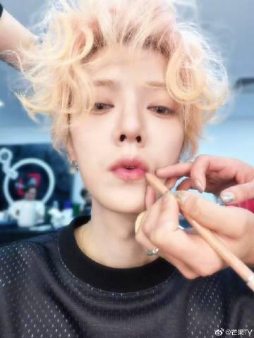 海外华人必看:轻松解除地区限制,畅享国内影视音乐综艺